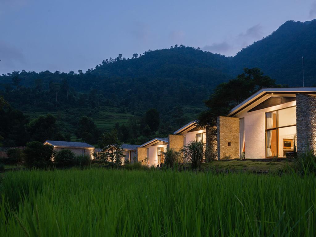 The Pavilions Himalayas The Farm Похара Екстериор снимка